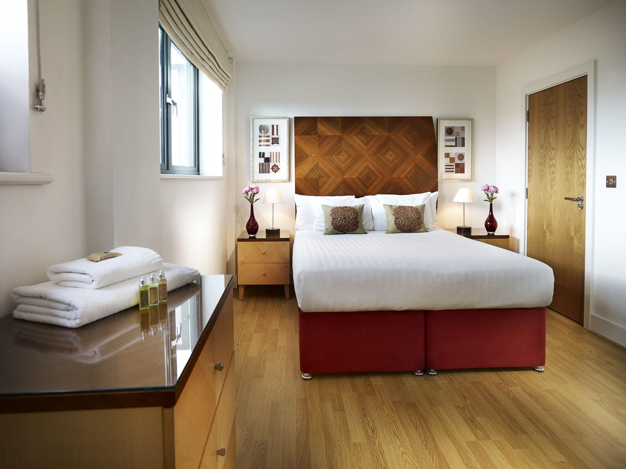 Marlin Apartments Stratford Лондон Экстерьер фото